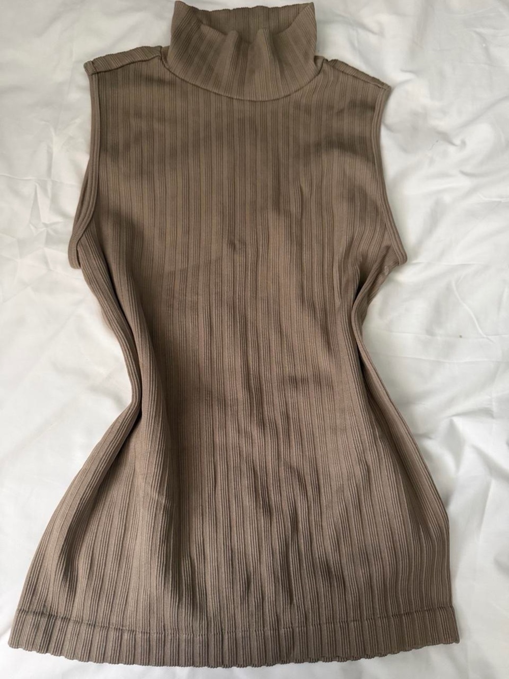 New York Laundry Sleeveless Ribbed Turtleneck Tank - Taupe
